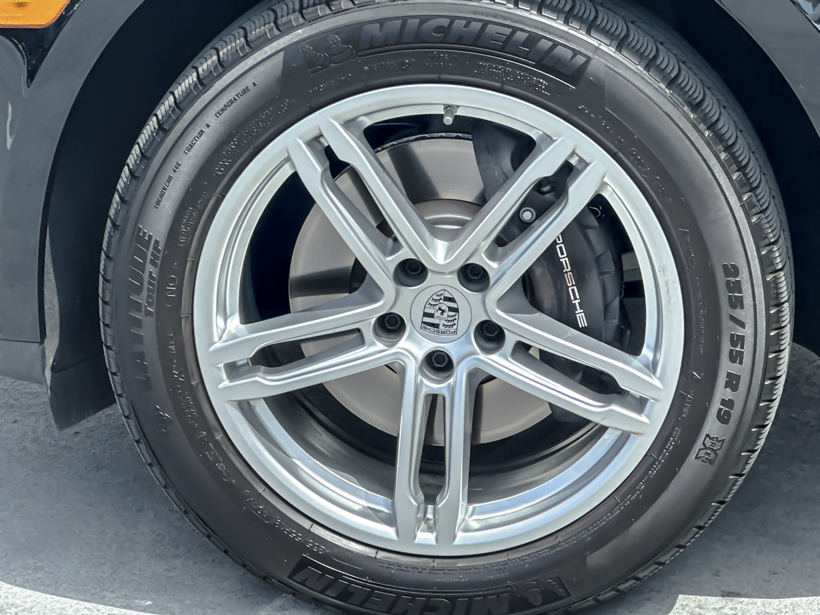 Certified 2026 Porsche Macan AWD/4WD image 24