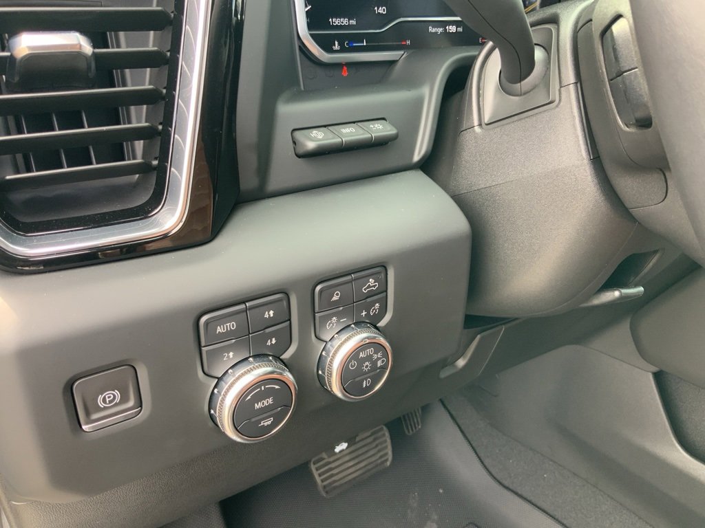 Used 2024 GMC Sierra 2500 Denali Ultimate w/ Max Trailering Package image 23