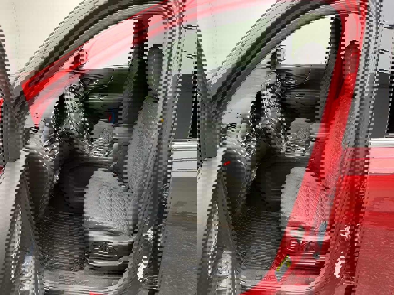 Used 2019 Chevrolet Equinox LT AWD/4WD image 3