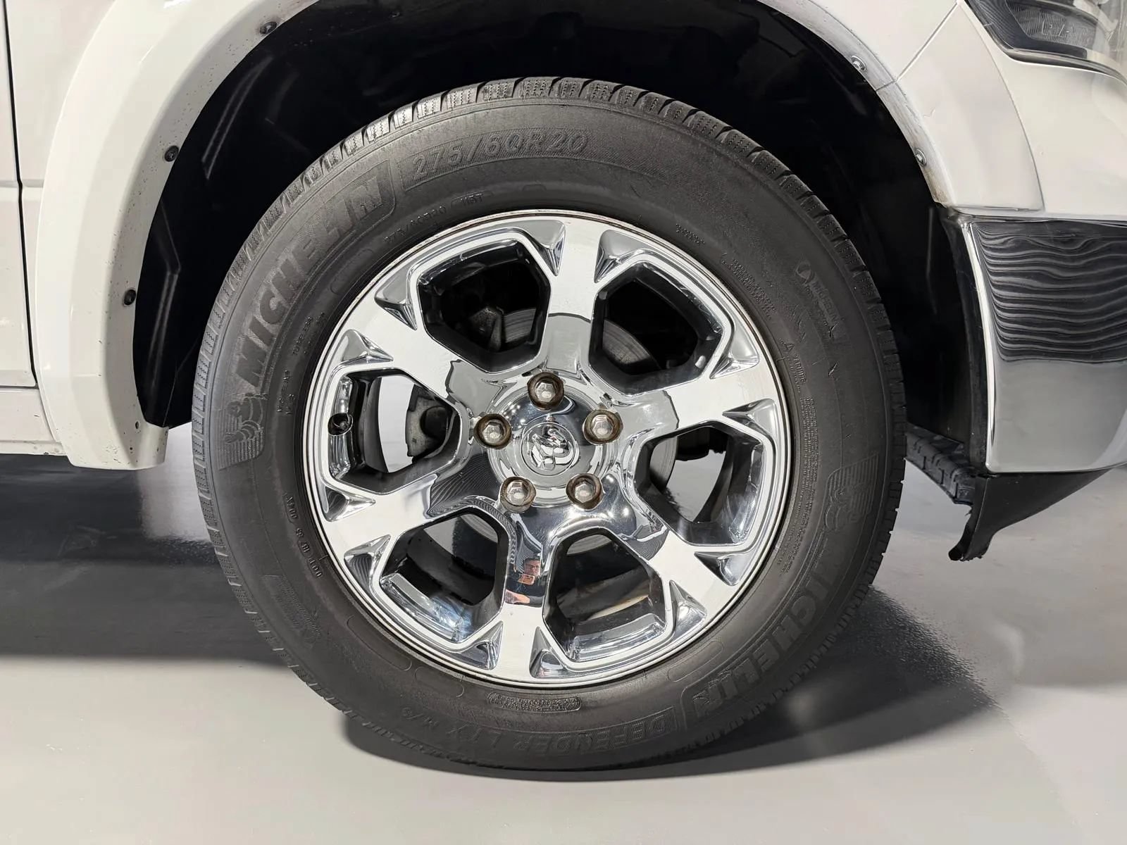 Used 2014 RAM 1500 Laramie w/ Convenience Group AWD/4WD image 9