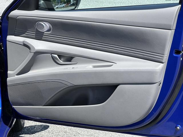 Certified 2025 Hyundai Elantra Sport FWD image 8