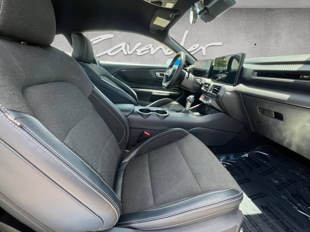 Used 2024 Ford Mustang Coupe RWD image 24