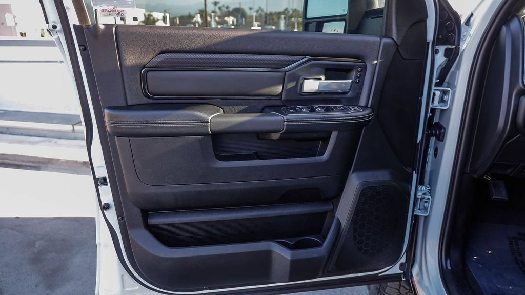 Used 2024 RAM 2500 Rebel AWD/4WD image 24