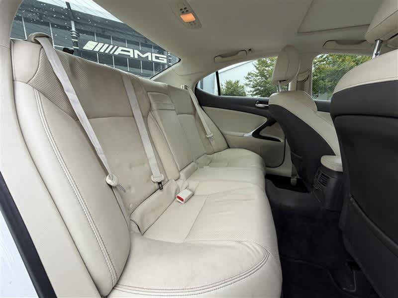 Used 2012 Lexus IS 250 w/ Premium Pkg Value Edition RWD image 9
