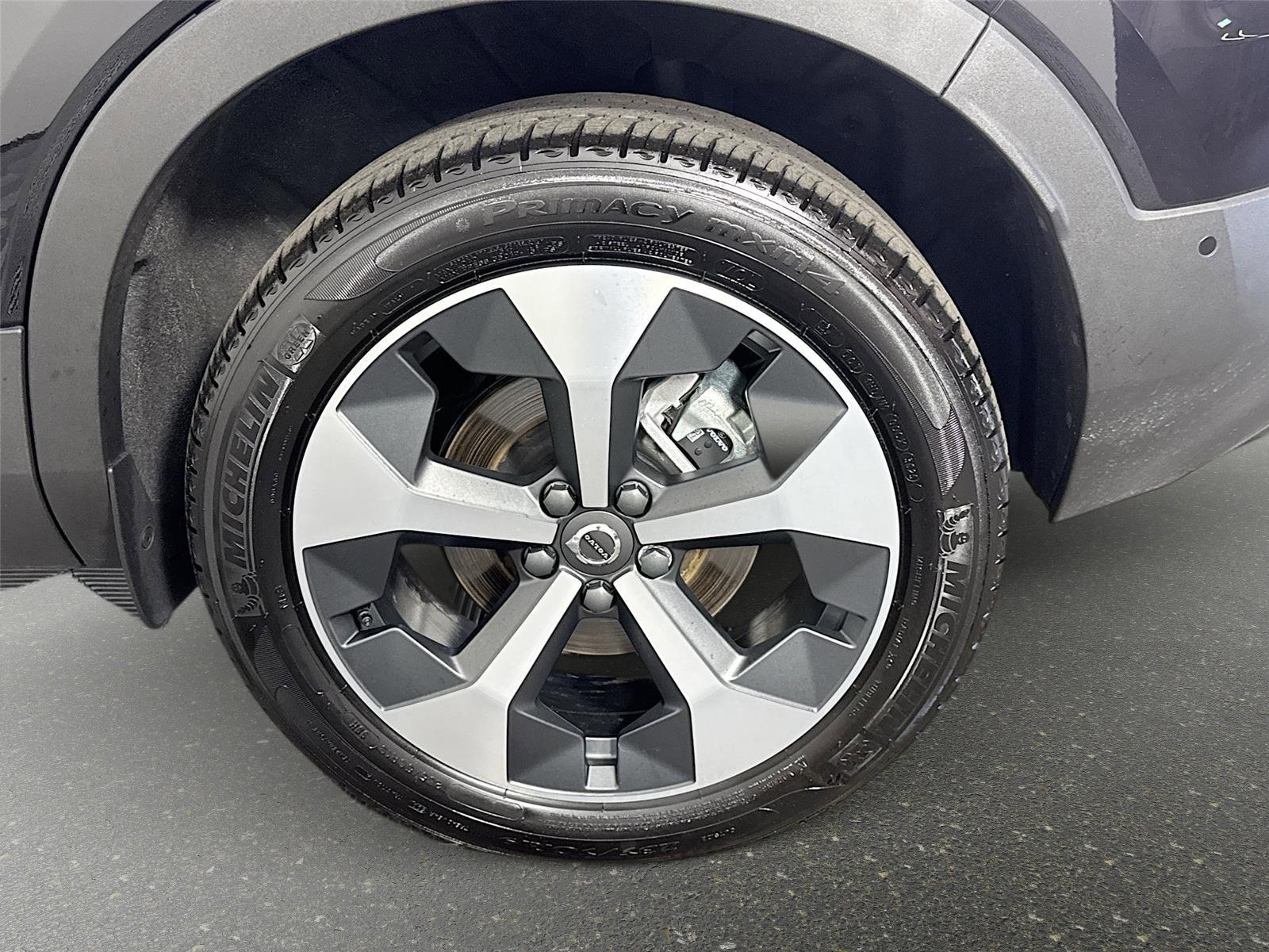 Used 2026 Volvo XC40 B5 Plus AWD/4WD image 33