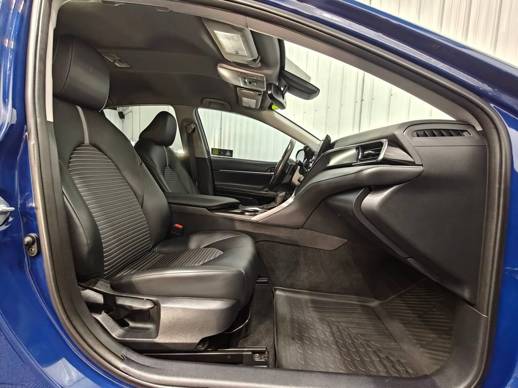 Used 2023 Toyota Camry SE w/ Convenience Package FWD image 22
