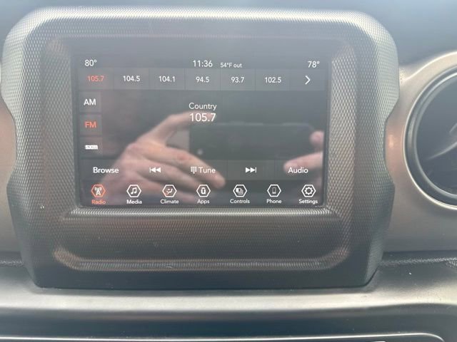 Used 2021 Jeep Gladiator Sport image 21