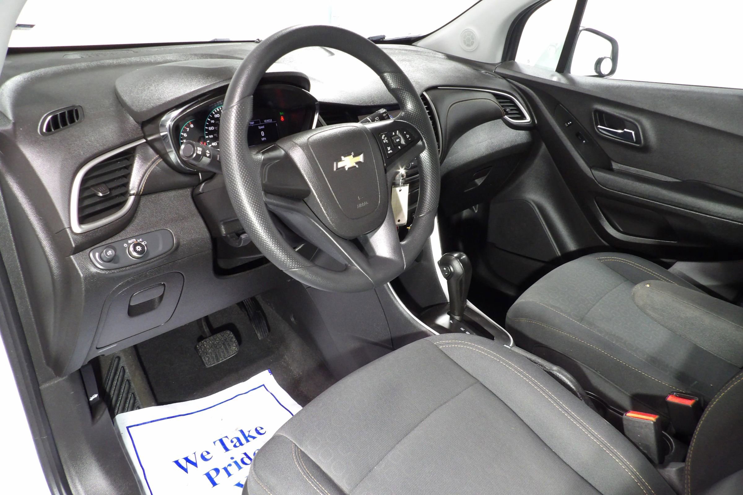 Used 2019 Chevrolet Trax LS FWD image 10