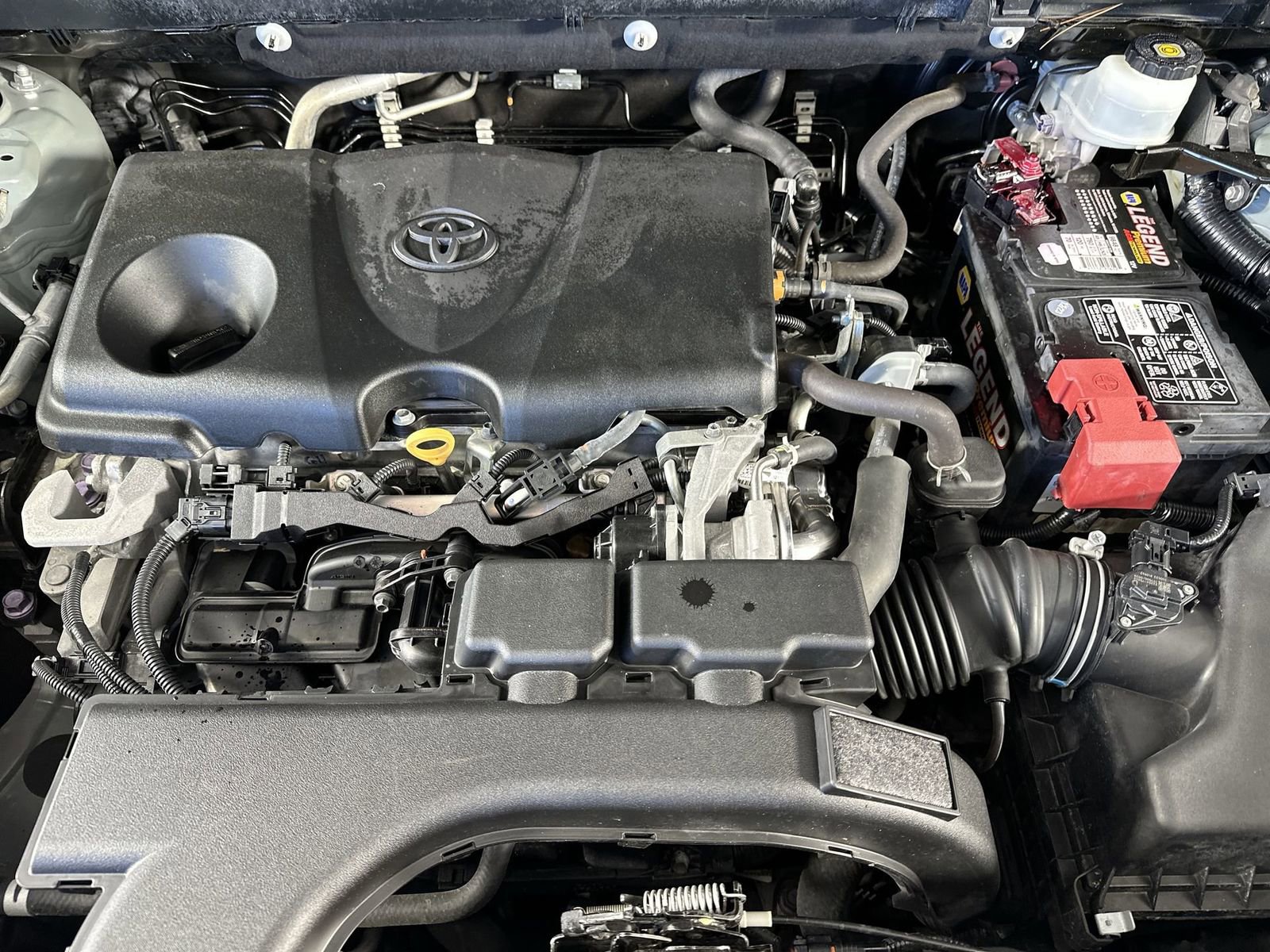 Used 2020 Toyota RAV4 XLE image 37