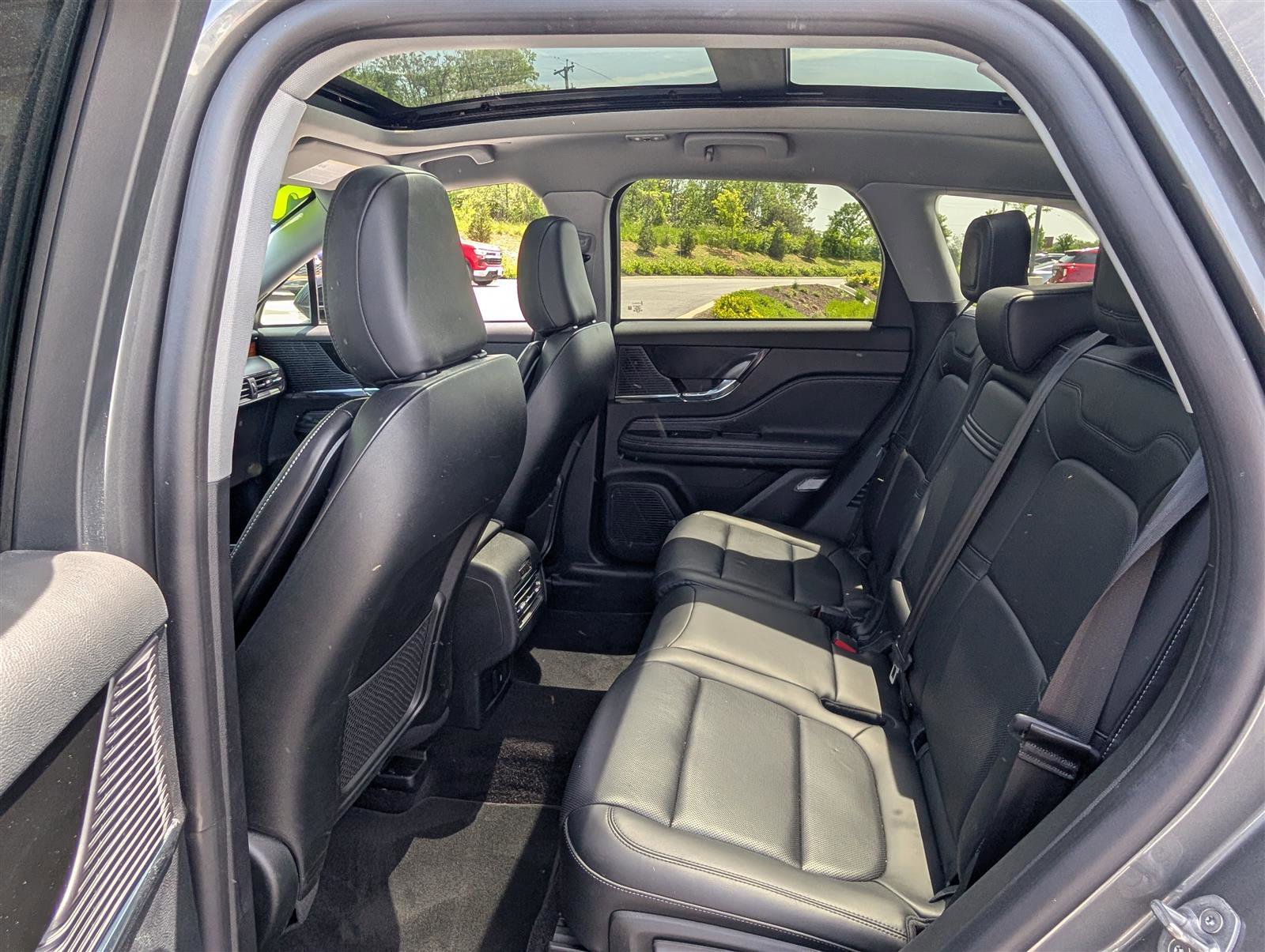 Used 2022 Lincoln Corsair Reserve w/ Elements Package image 15