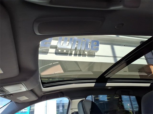 Certified 2025 Acura RDX w/ Technology Package image 2