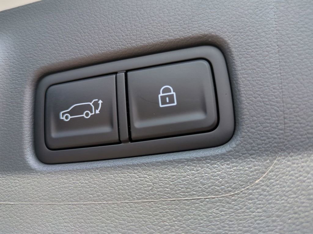 New 2026 Hyundai Santa Fe SEL image 15