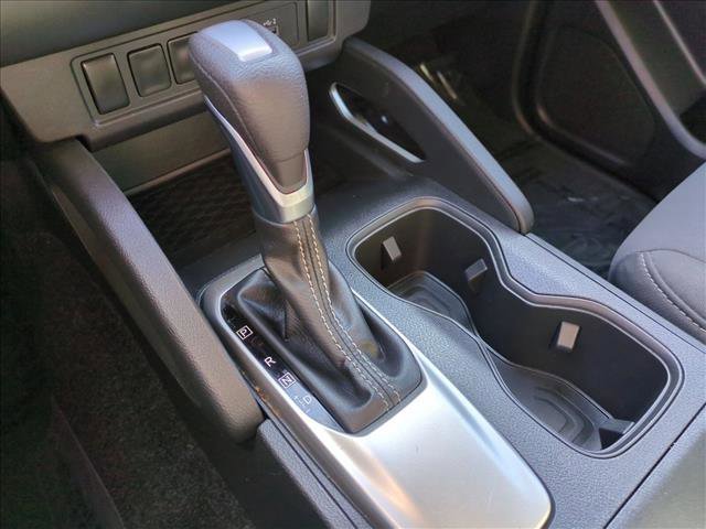 Used 2022 Nissan Frontier SV image 12