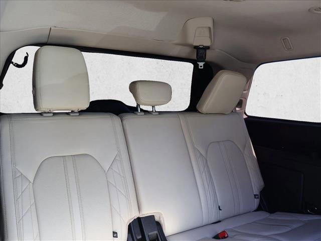 Used 2019 Ford Expedition Platinum image 28