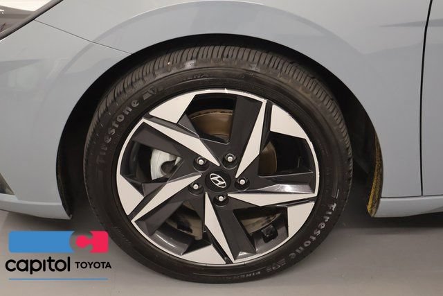 Used 2023 Hyundai Elantra Limited FWD image 7