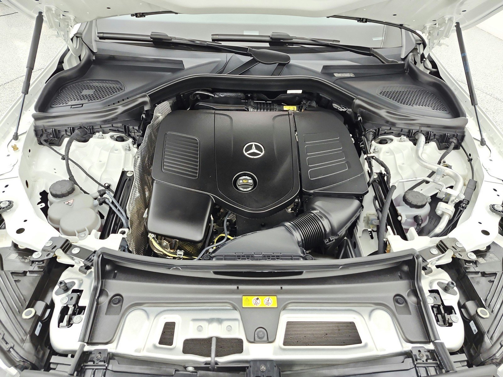 Certified 2026 Mercedes-Benz GLC 300 4MATIC image 17