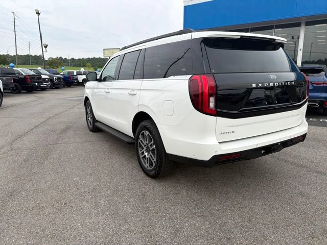 Used 2025 Ford Expedition Active AWD/4WD image 15