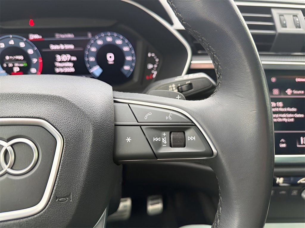 Used 2022 Audi Q3 2.0T Premium Plus w/ Premium Plus Package image 14
