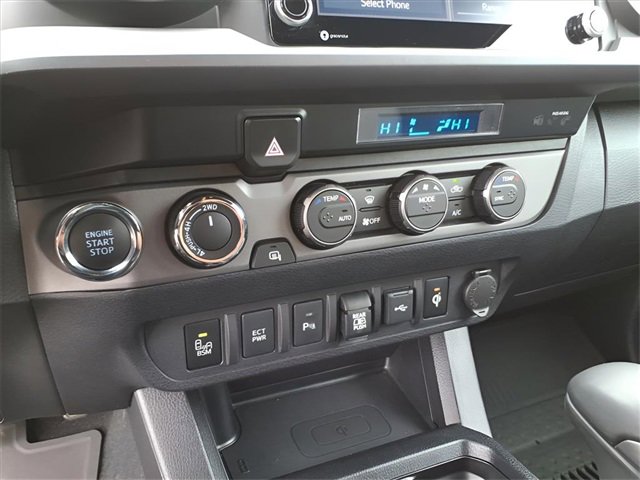 Used 2021 Toyota Tacoma TRD Sport image 17