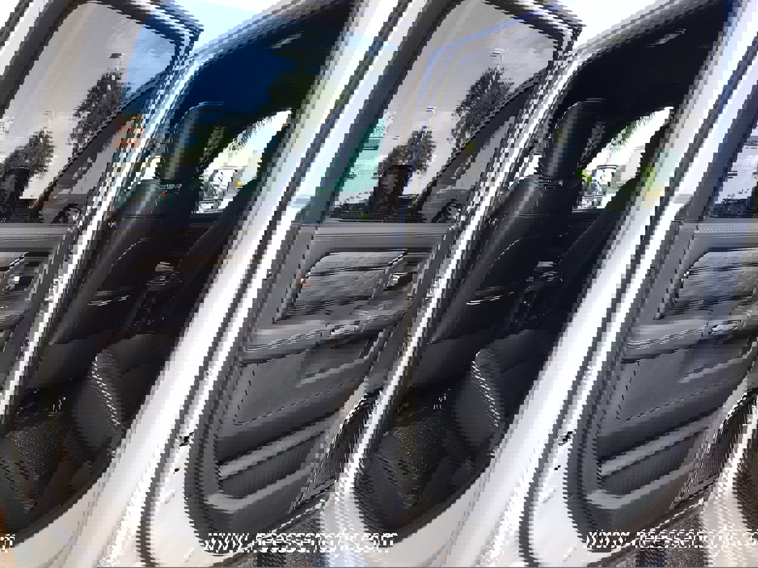 New 2026 RAM 3500 Limited image 15