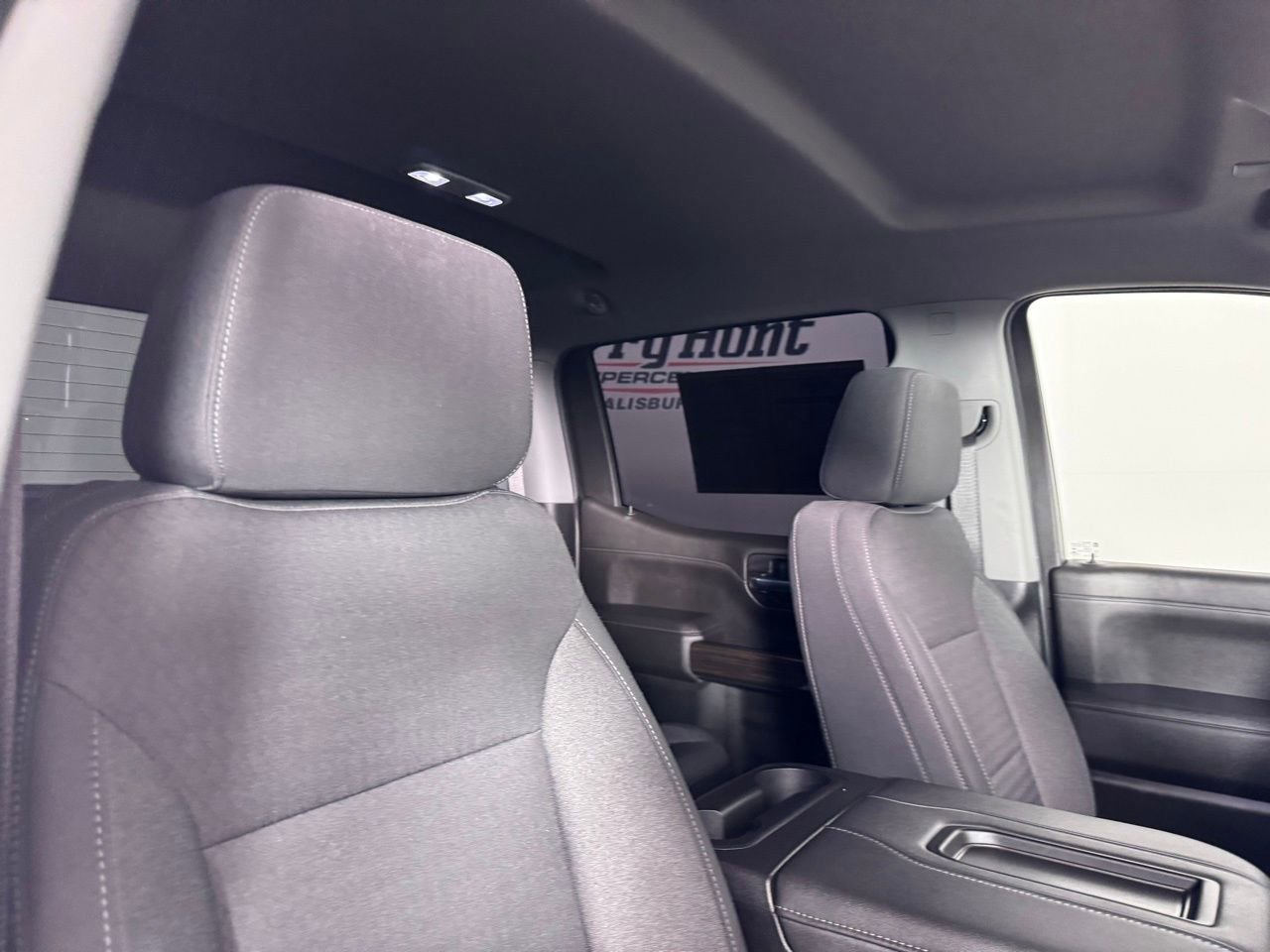 Used 2022 Chevrolet Silverado 1500 LT Trail Boss w/ Bed Protection Package image 31