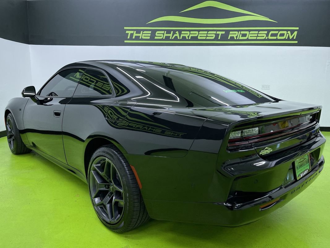 Used 2024 Dodge Charger R/T w/ Plus Group image 7