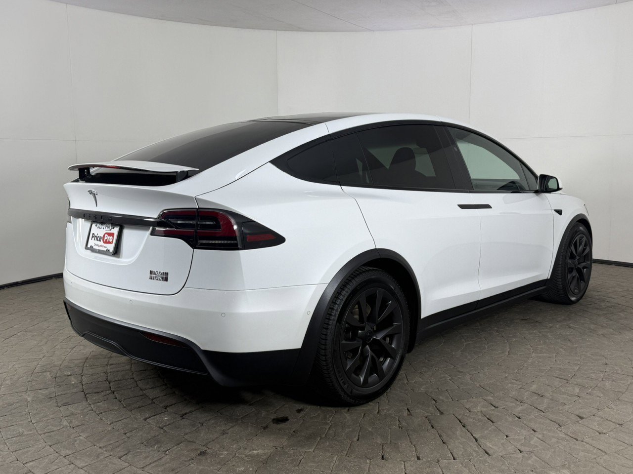Used 2022 Tesla Model X Plaid AWD/4WD image 9