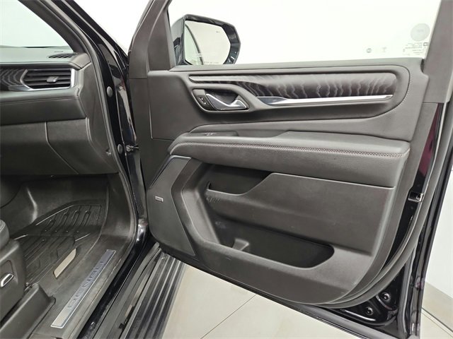 Used 2023 GMC Yukon XL Denali image 40