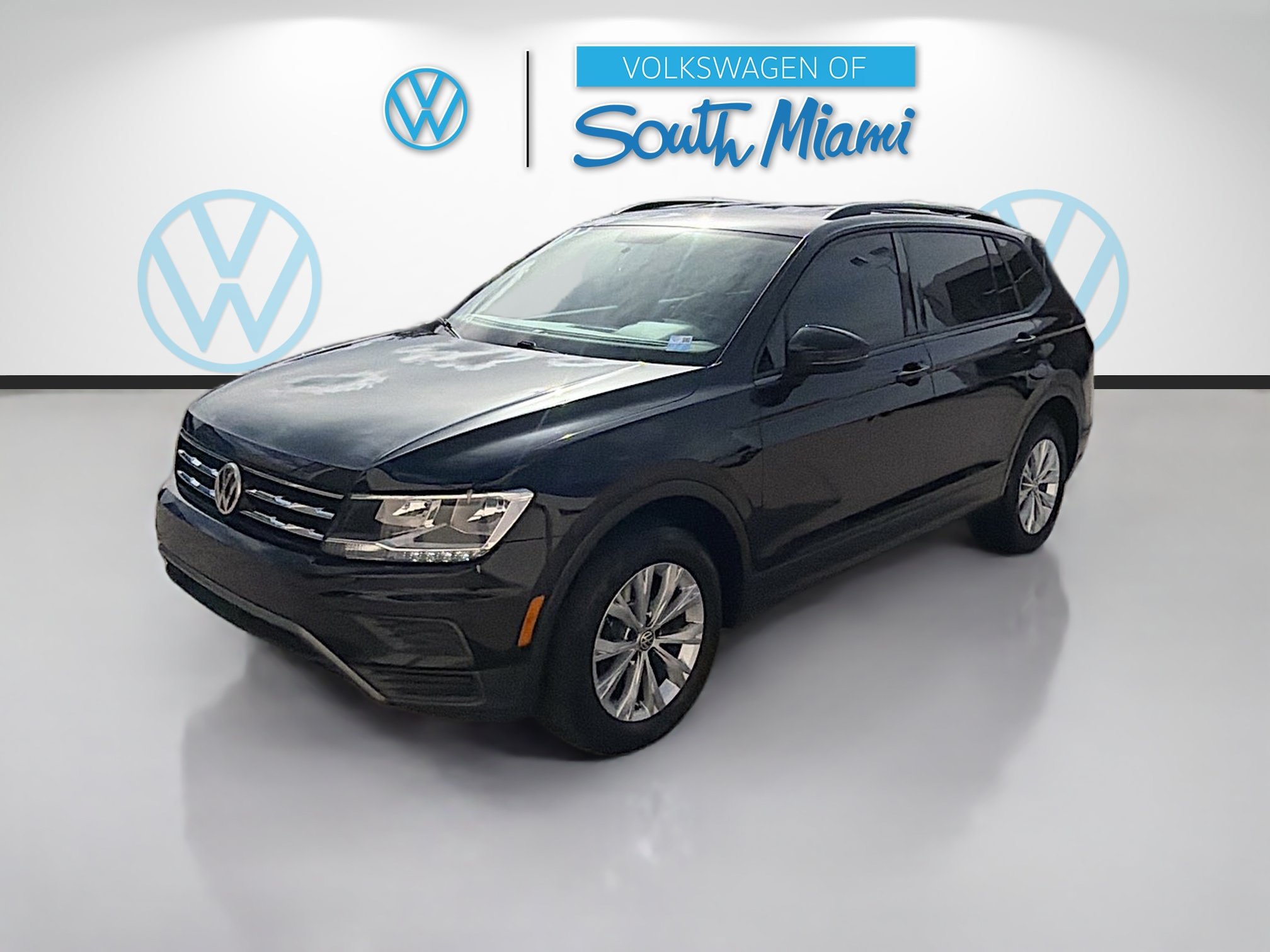Used 2019 Volkswagen Tiguan S w/ Driver Assistance Package FWD image 3