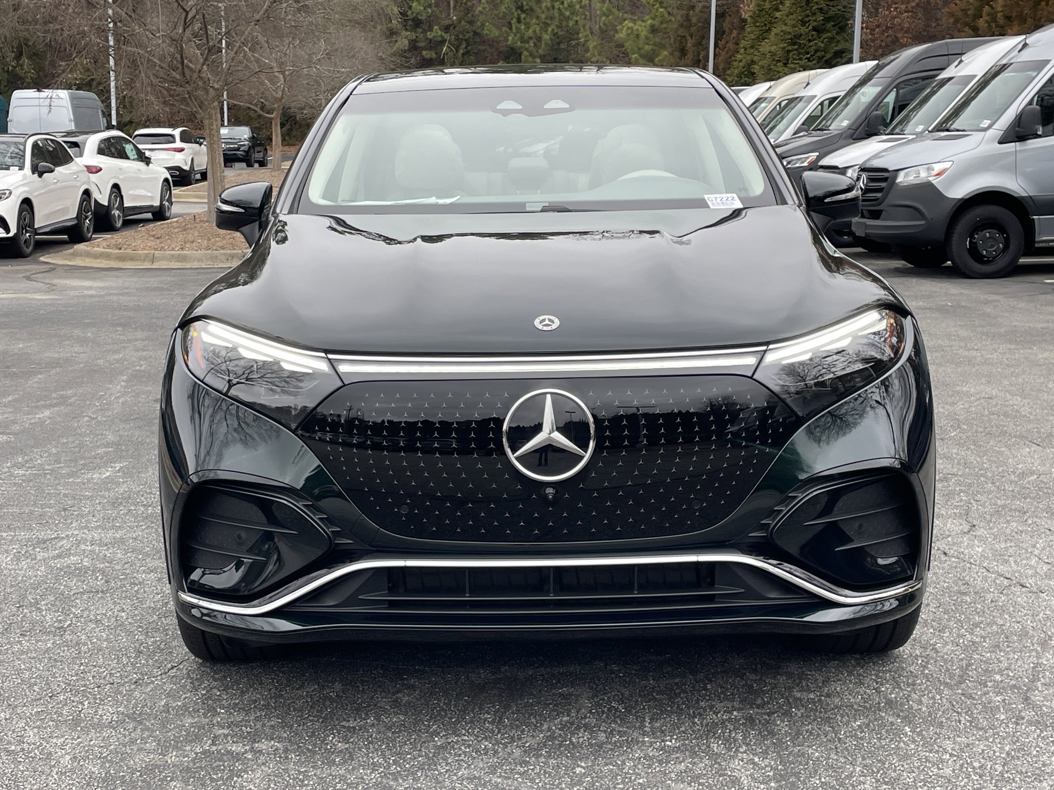 New 2026 Mercedes-Benz EQS 400 4MATIC SUV image 3