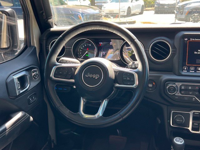 Used 2022 Jeep Wrangler Unlimited Sahara w/ Cold Weather Group AWD/4WD image 10