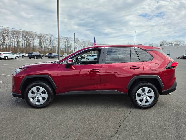Used 2025 Toyota RAV4 LE image 4