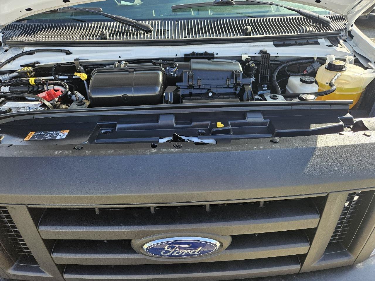 Used 2023 Ford E-350 and Econoline 350 Super Duty w/ Power Windows & Locks Group RWD image 32