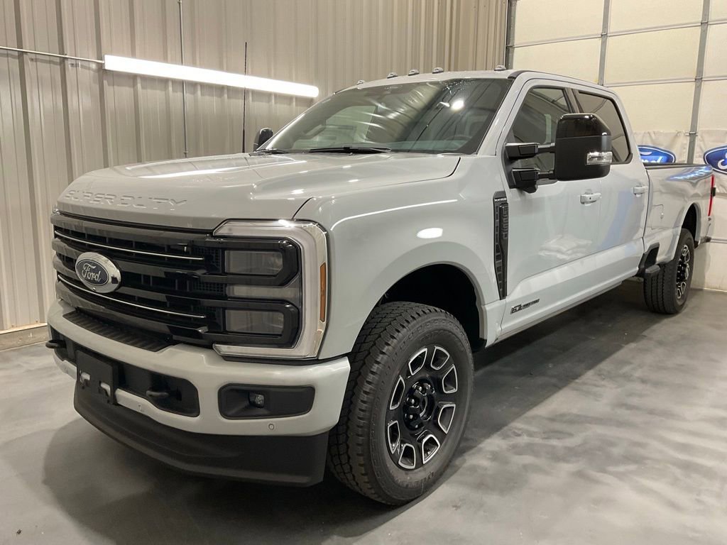 New 2026 Ford F250 Platinum w/ FX4 Off-Road Package image 3