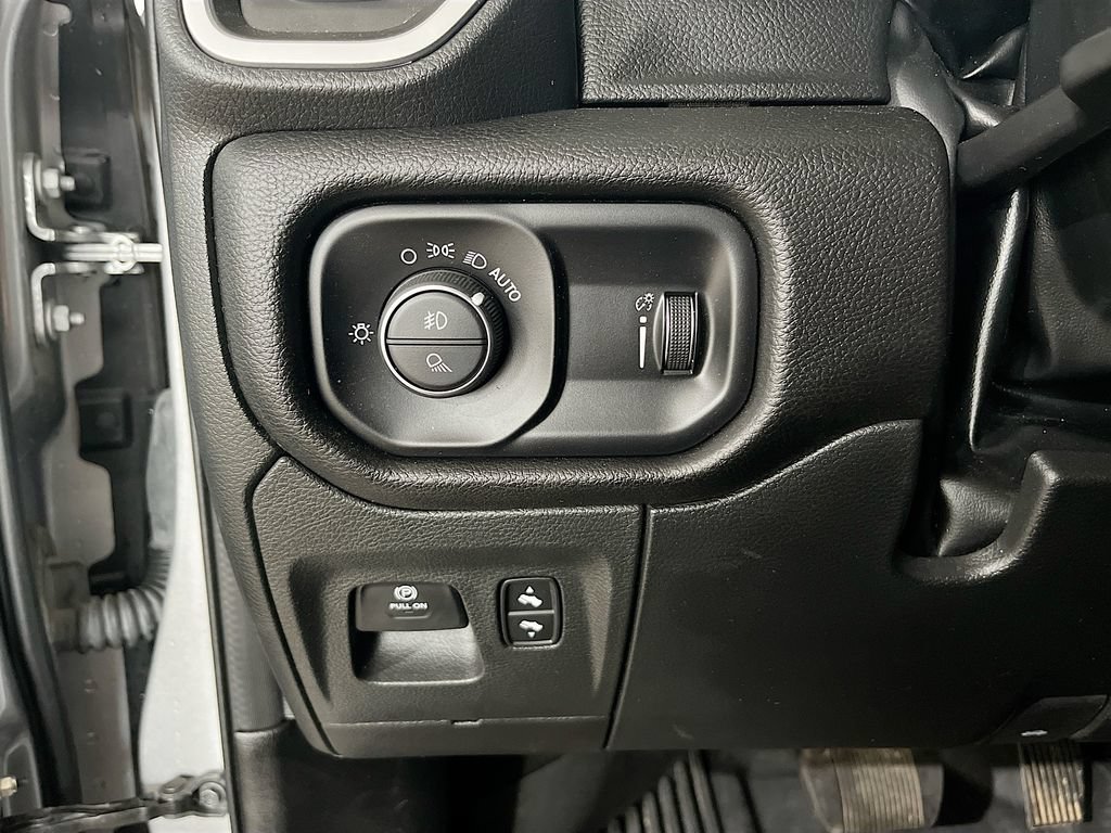 Used 2023 RAM 1500 Lone Star AWD/4WD image 10