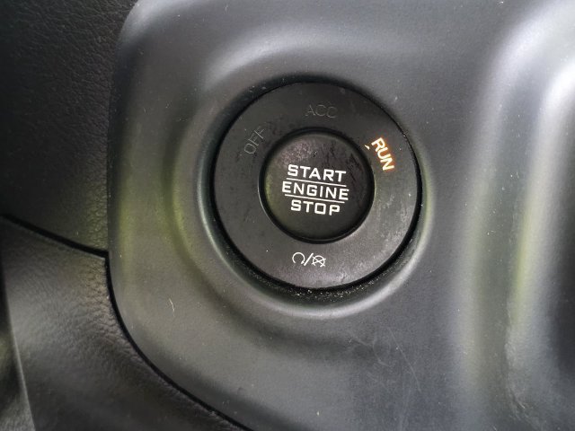 Used 2018 Jeep Wrangler Unlimited Sport S AWD/4WD image 17