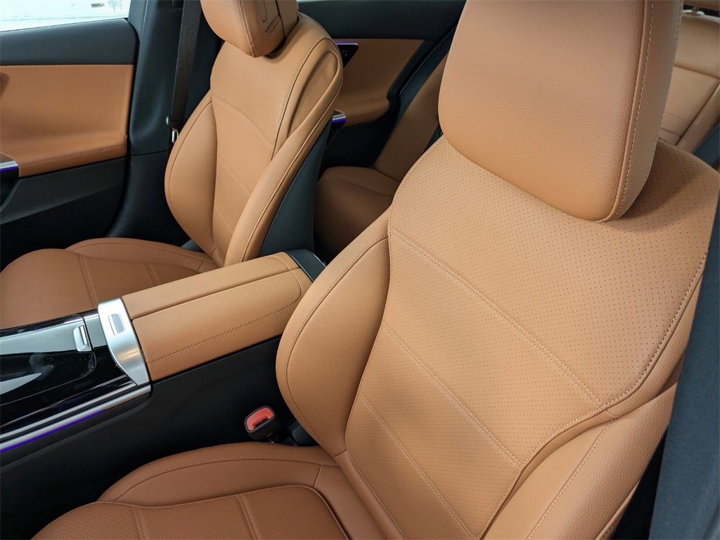 New 2025 Mercedes-Benz C 300 Sedan image 8