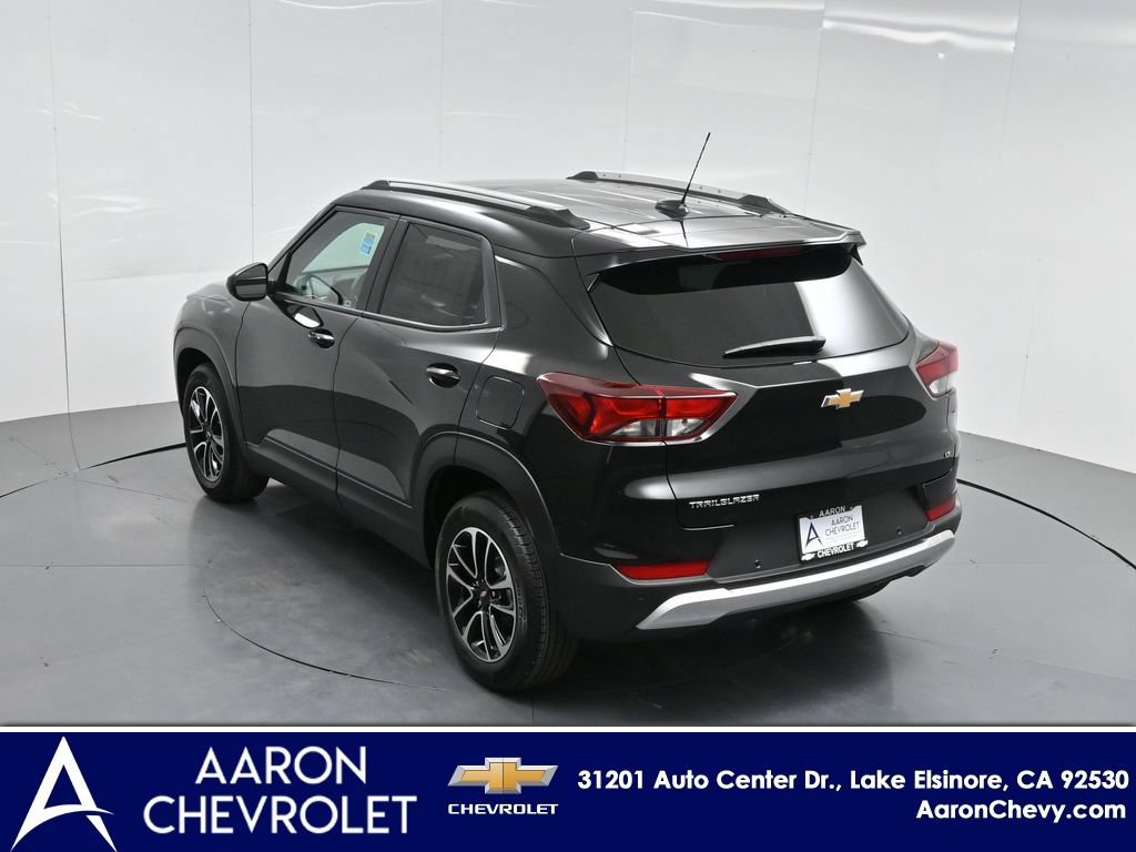 New 2026 Chevrolet TrailBlazer LT w/ Convenience Package FWD image 61