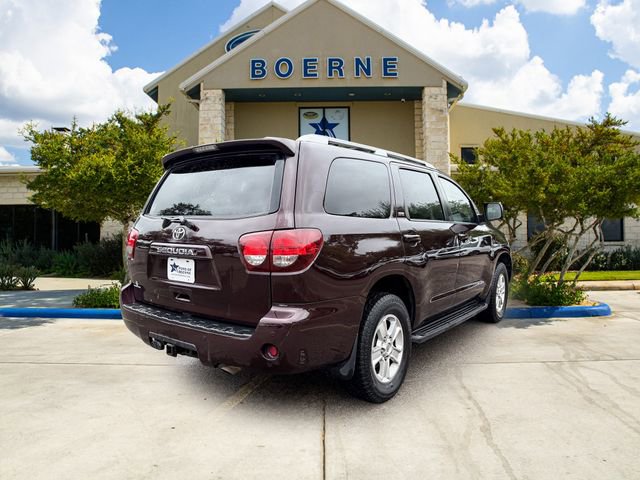 Used 2019 Toyota Sequoia SR5 w/ Premium Package image 5