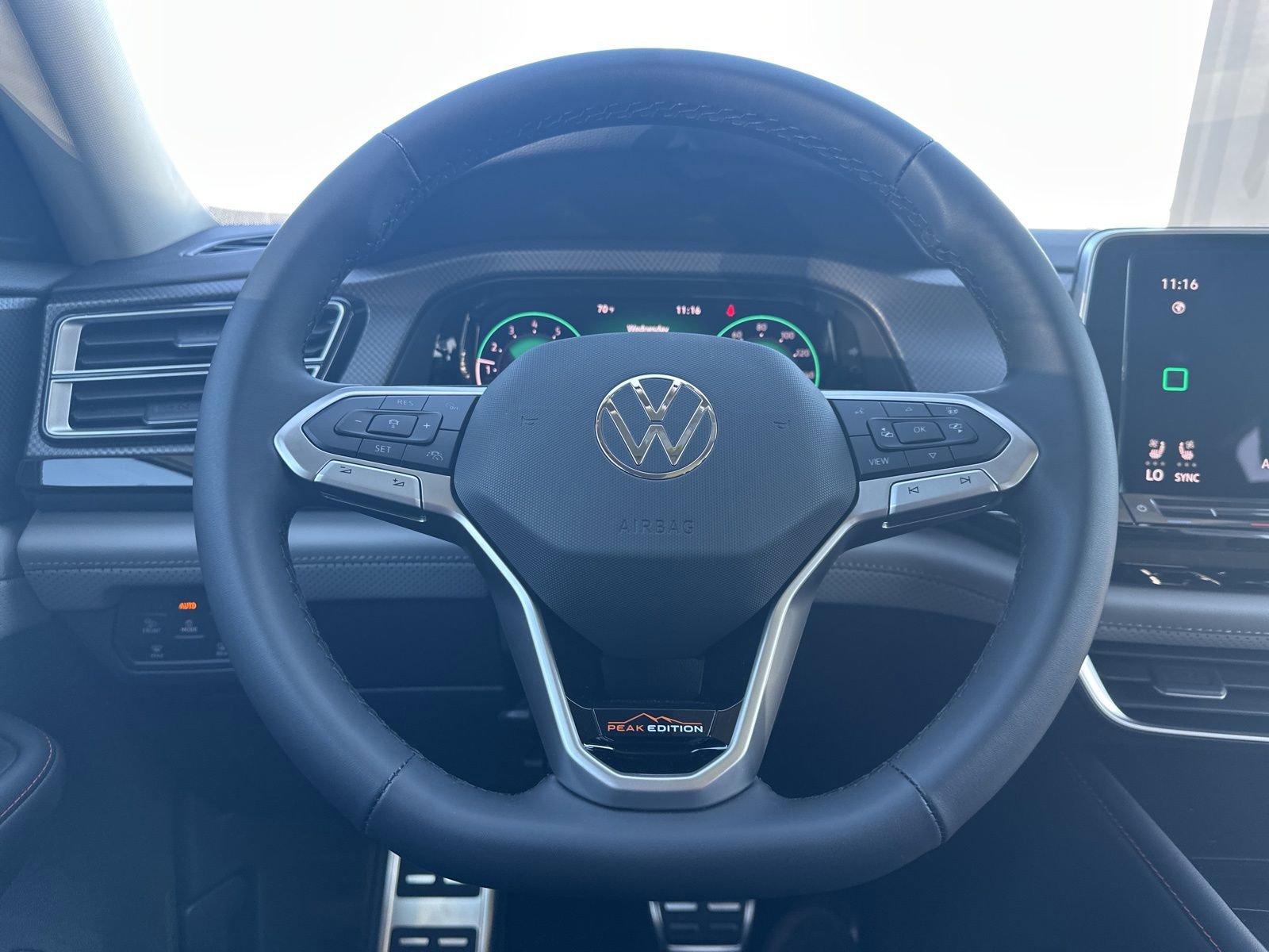 New 2026 Volkswagen Atlas Peak Edition image 14