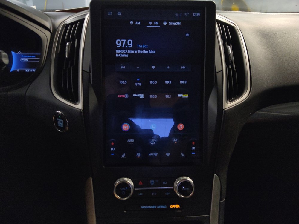 Used 2024 Ford Edge SEL image 25