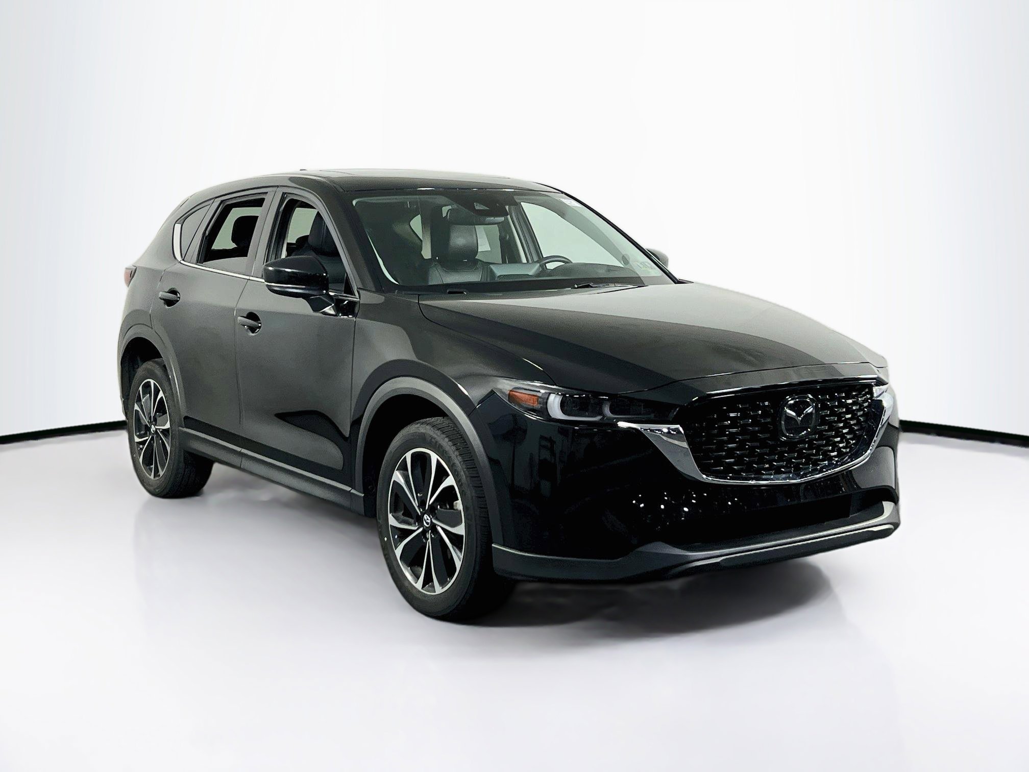 Used 2022 MAZDA CX-5 AWD 2.5 S w/ Premium Plus Pkg image 3