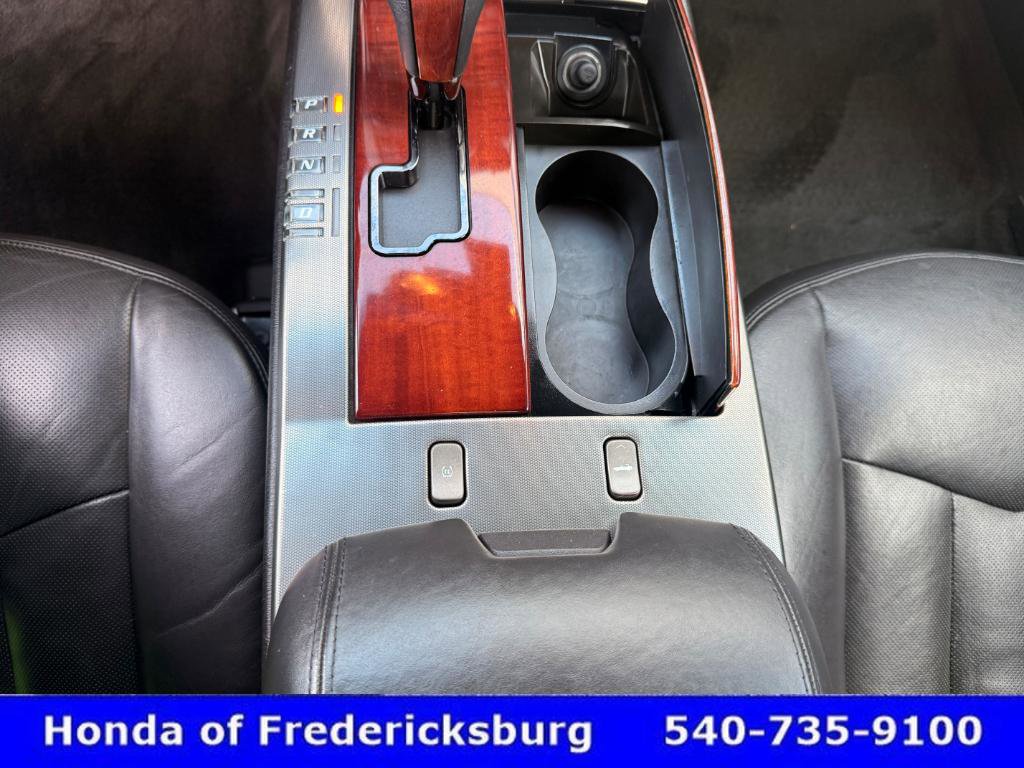 Used 2007 Cadillac XLR image 32