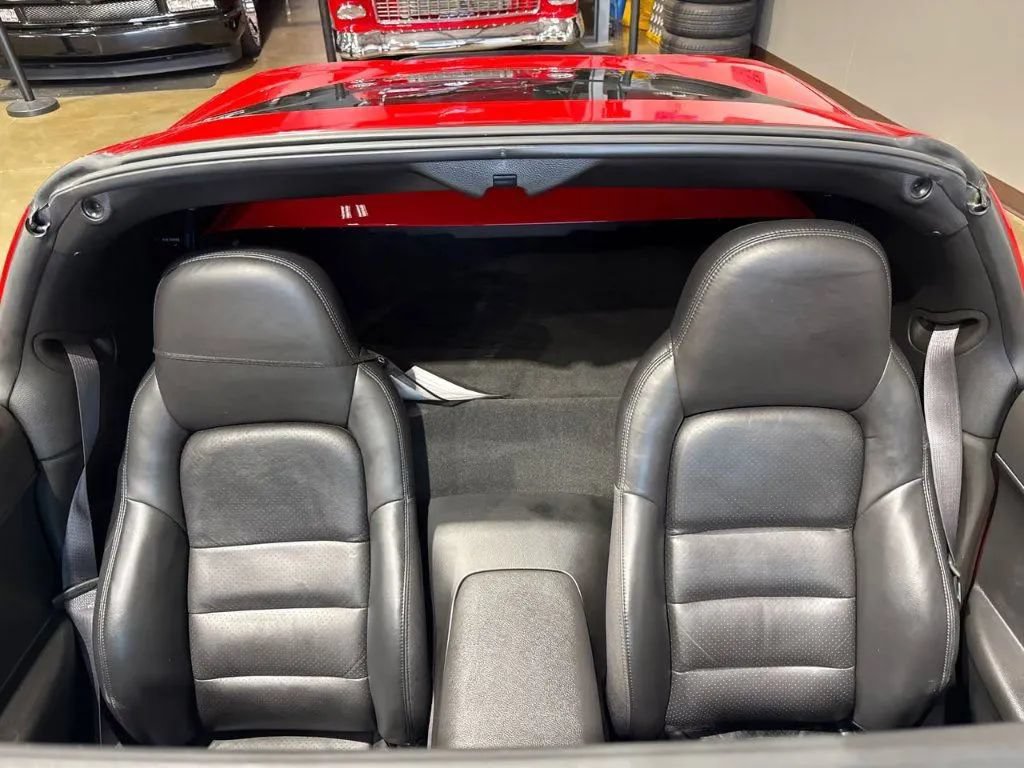 Used 2008 Chevrolet Corvette Coupe w/ Preferred Equipment Group RWD image 13
