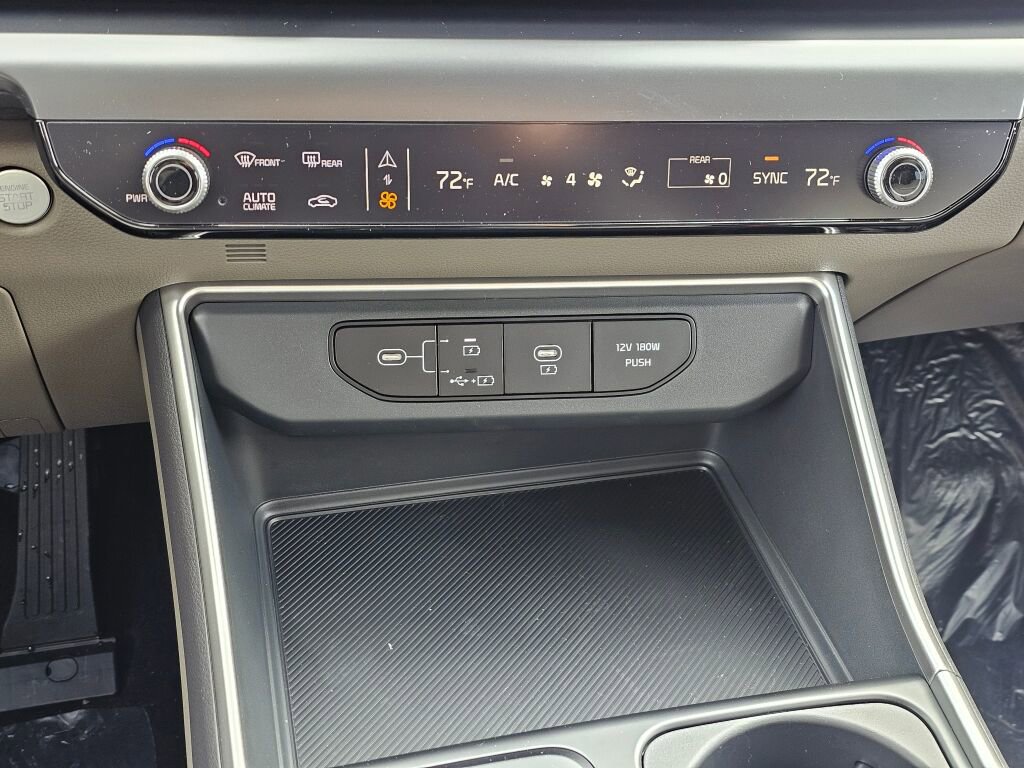 New 2026 Kia Carnival image 16