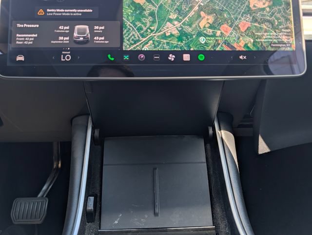 Used 2020 Tesla Model Y Long Range AWD/4WD image 24