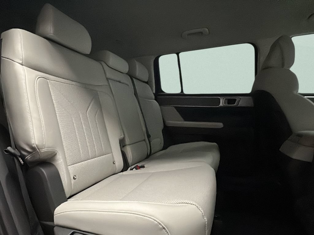 New 2026 Hyundai Santa Fe SEL AWD/4WD image 13