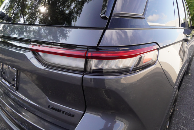 Used 2021 Hyundai Palisade Limited AWD/4WD image 31