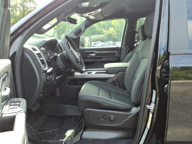 New 2026 RAM 1500 Big Horn AWD/4WD image 13