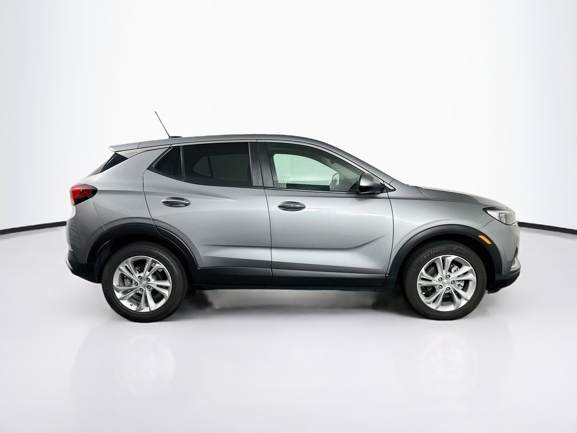 Used 2023 Buick Encore GX Preferred w/ Cold Weather Comfort Package FWD image 10
